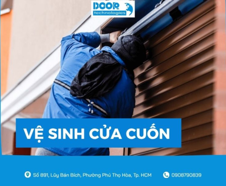 Dịch vụ vệ sinh cửa cuốn tại nhà chuyên nghiệp, nhanh chóng