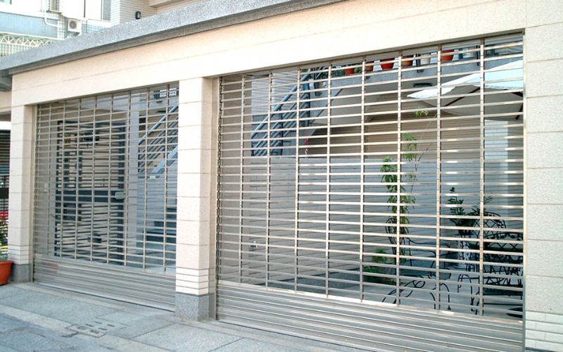 7 bước xử lý cửa cuốn bị kẹt an toàn tại nhà