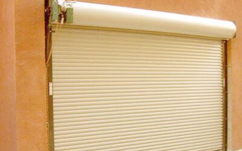 Nguyên lý hoạt động của cửa cuốn diễn ra như thế nào?