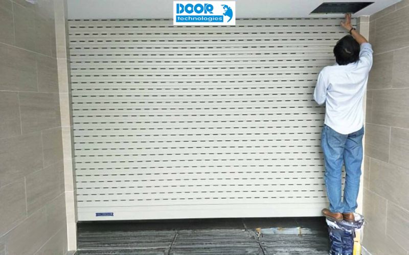 Những hạng mục bảo trì cửa cuốn công ty tại Cửa Công Nghệ